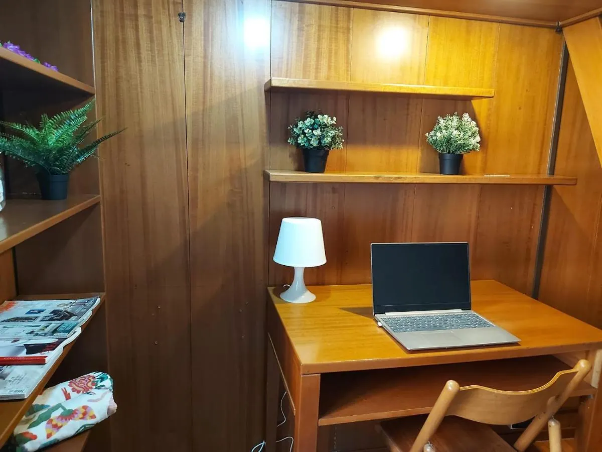 Bnbook-Villa Molinari Mediolan 0*,  Włochy